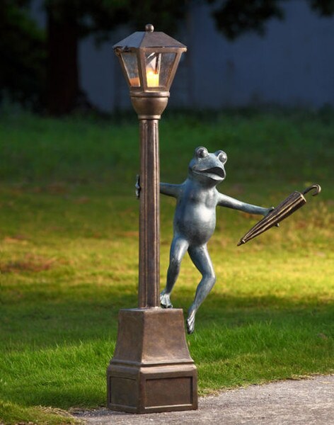 Frog Dancing on Streetlight Garden Lantern Statue